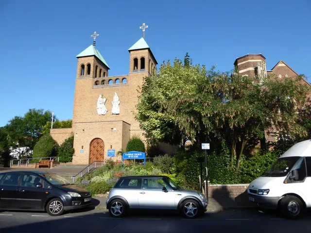 Photograph of Church of St Luke, Pinner