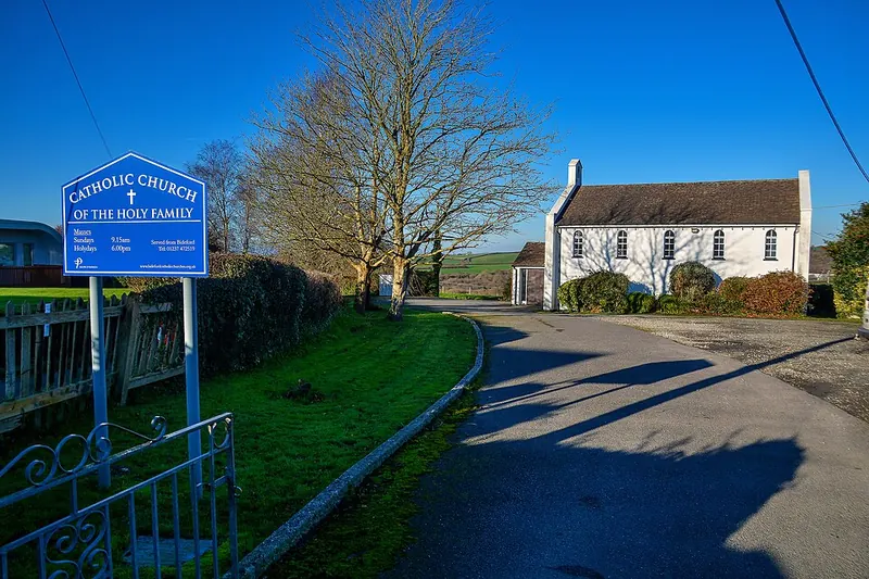 Photograph of Church of the Holy Family, Torrington
