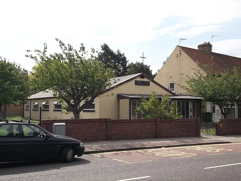 Photograph of Holy Cross Church, Plumstead