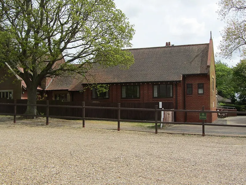 Photograph of Our Lady of Refuge