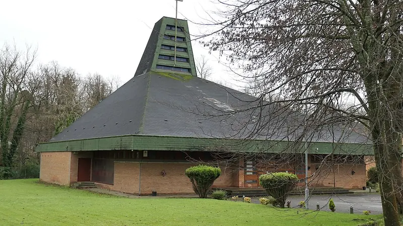 Photograph of Saint Fergus' Church, Paisley