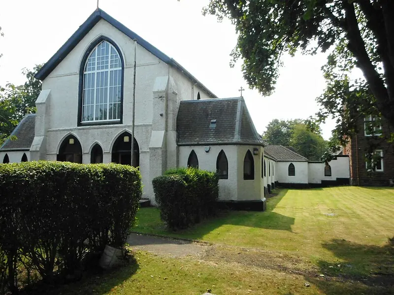 Photograph of Saint James' Church, Renfrew
