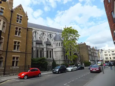 Saint James, Spanish Place