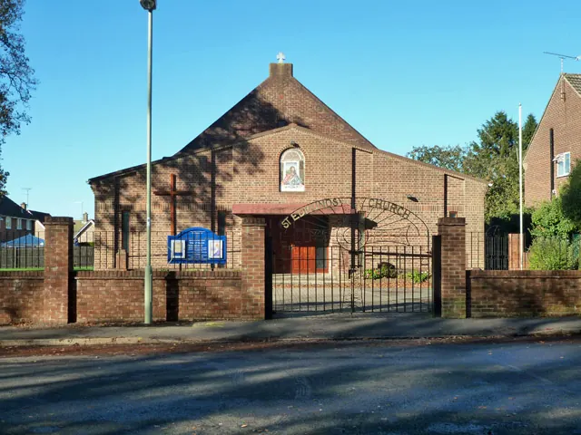 Photograph of St Edmund's Church, Horndean