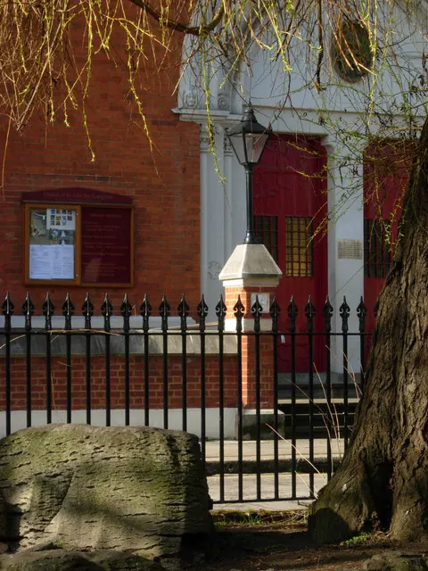 Photograph of St John the Evangelist, Islington